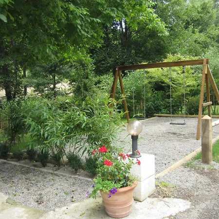 Camping Jardin La Vie En Vert En Ariege Campsite Augirein