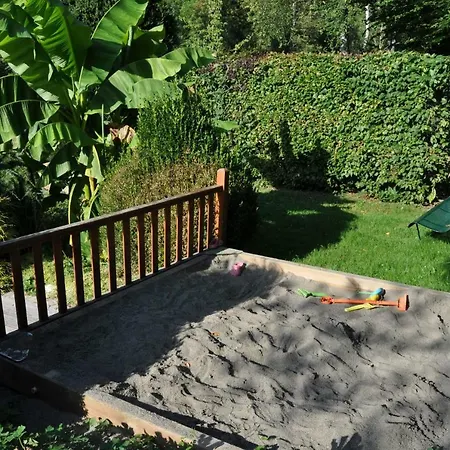 Camping Jardin La Vie En Vert En Ariege Campsite *