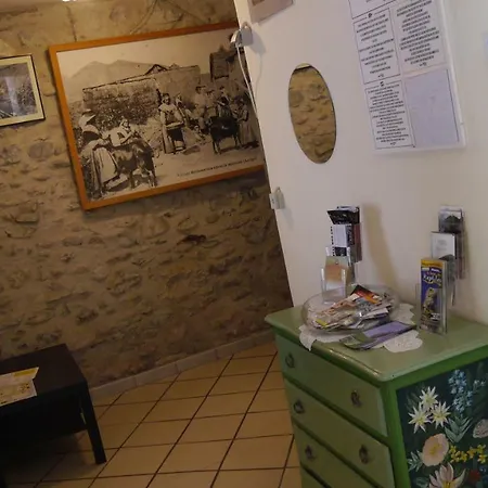Campsite Camping Jardin La Vie En Vert En Ariege
