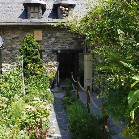 Camping Jardin La Vie En Vert En Ariege * Augirein