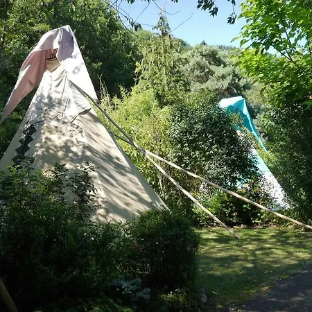 Campsite Camping Jardin La Vie En Vert En Ariege